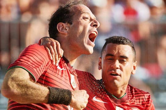 Futebol de praia: Portugal bate Dinamarca e garante presença no Mundial -  TVI Notícias
